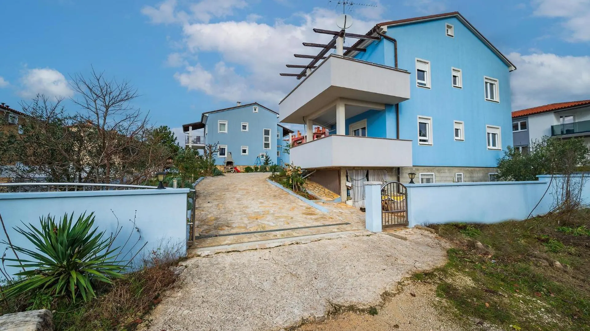 Beautiful Apartment In Barbariga 0*,  Croatia
